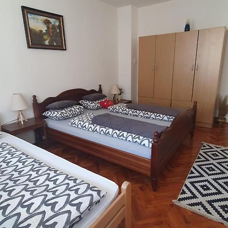 Diamond M Apartment Bihac Bagian luar foto
