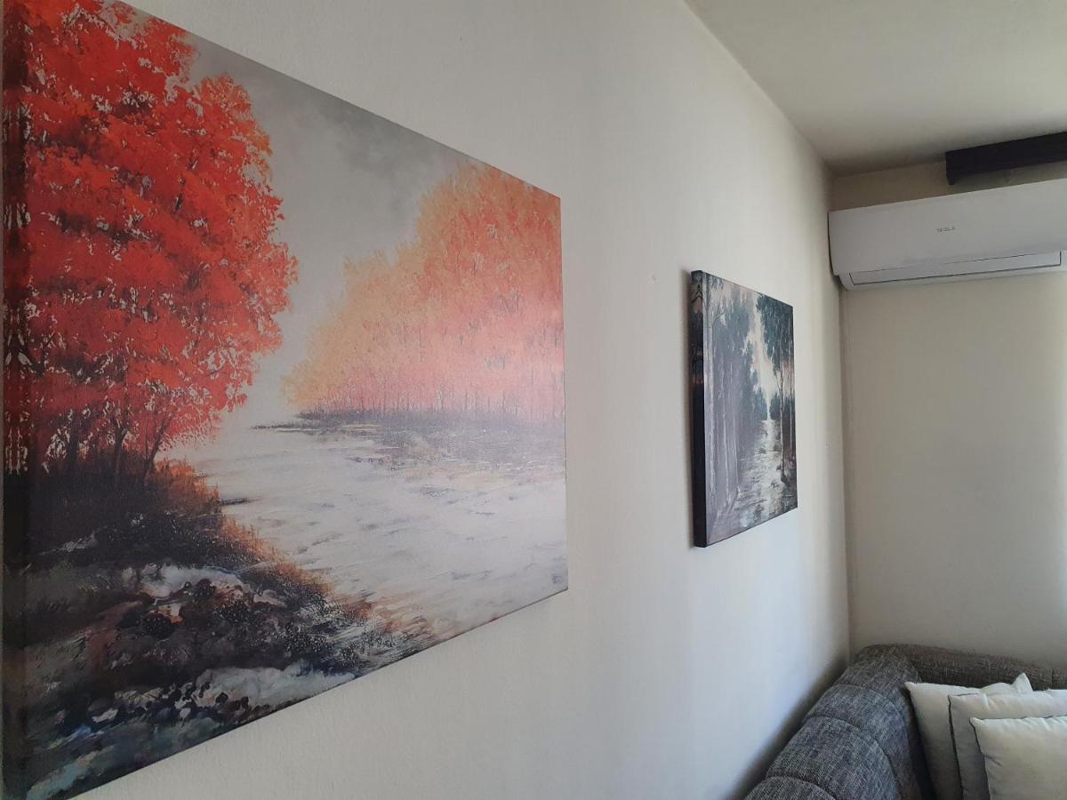 Diamond M Apartment Bihac Bagian luar foto
