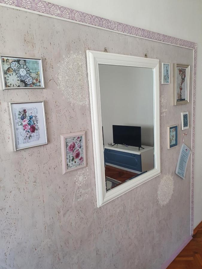 Diamond M Apartment Bihac Bagian luar foto